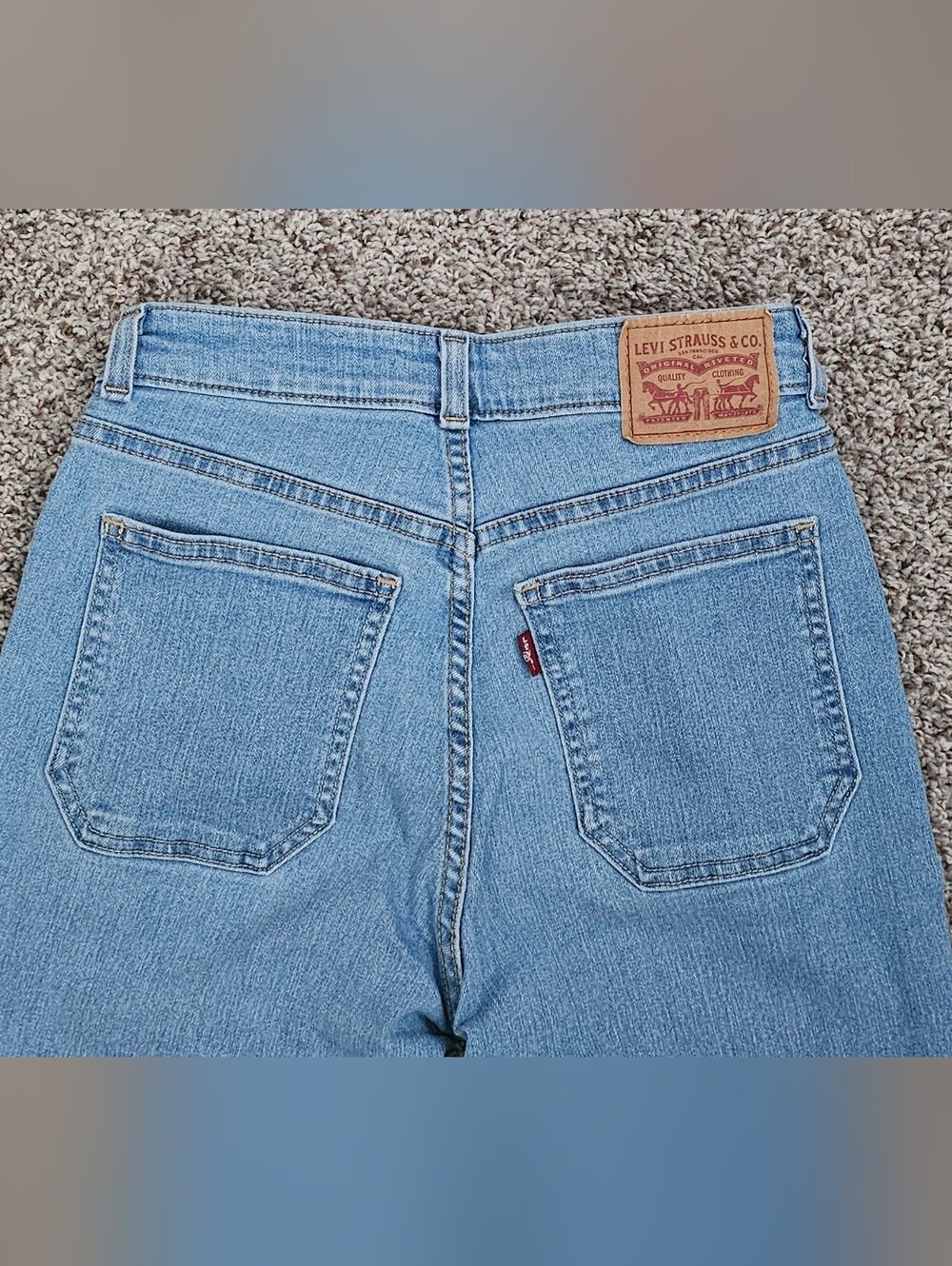🔶️ 2 FOR $25 🔶️LEVI'S JEANS - Picture 3 of 4